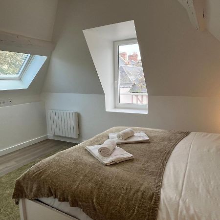Bella, Joli Appt Renove Dans Le Bourg Apartment Ouistreham Ngoại thất bức ảnh